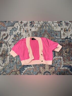CIDER pink cropped sweater cardigan size Medium
